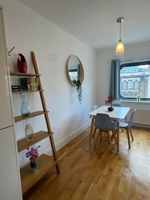 Heart Of Waterloo - Luxury Flat Appartement Londen Buitenkant foto